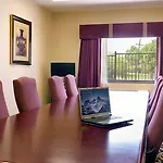 Best Western Plus Victoria Inn & Suites 